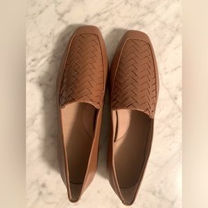 Banana Republic women’s shoes.